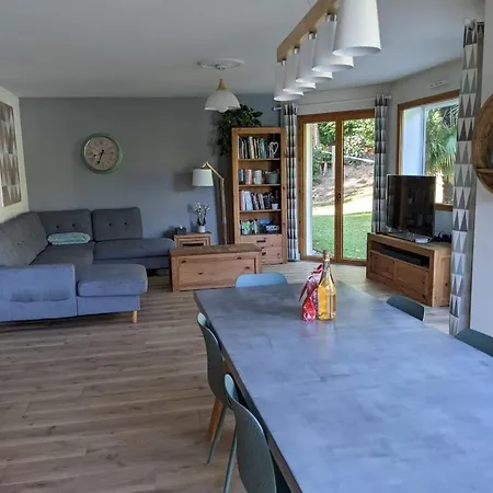 Villa, Close To Lake, Pool, Enclosed Garden, Quiet Villa *