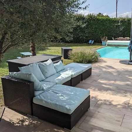 Villa, Close To Lake, Pool, Enclosed Garden, Quiet Villa