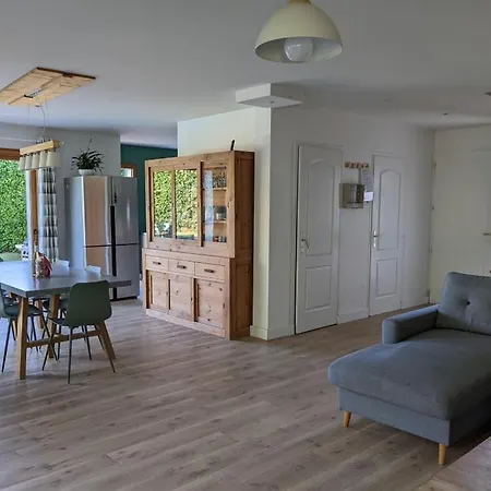 Villa, Close To Lake, Pool, Enclosed Garden, Quiet