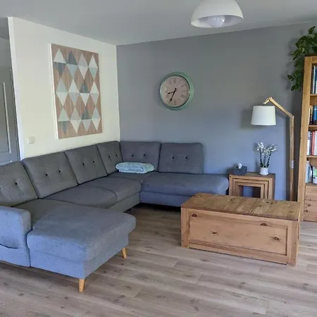 Villa, Close To Lake, Pool, Enclosed Garden, Quiet
