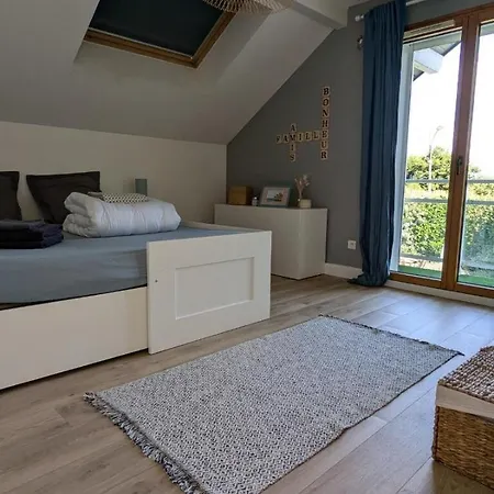 Villa Villa, Close To Lake, Pool, Enclosed Garden, Quiet